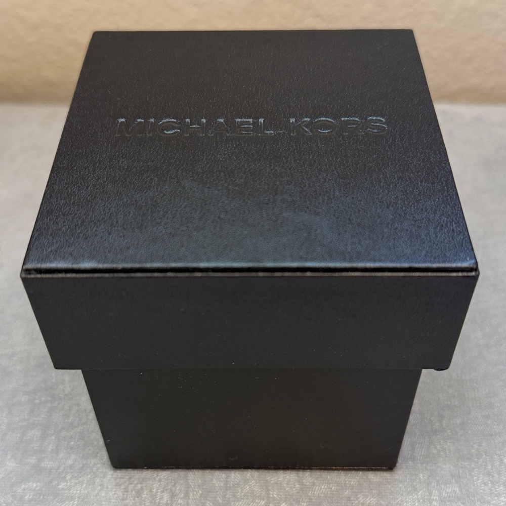 Michael Kors Brown Watch Box - Picture 4 of 16